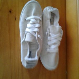 Beige Hot rated 7.5 tennis